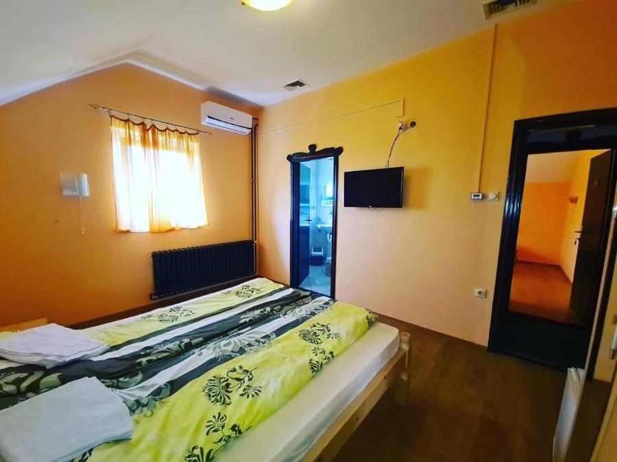 Fogado Hotel Palic Ngoại thất bức ảnh